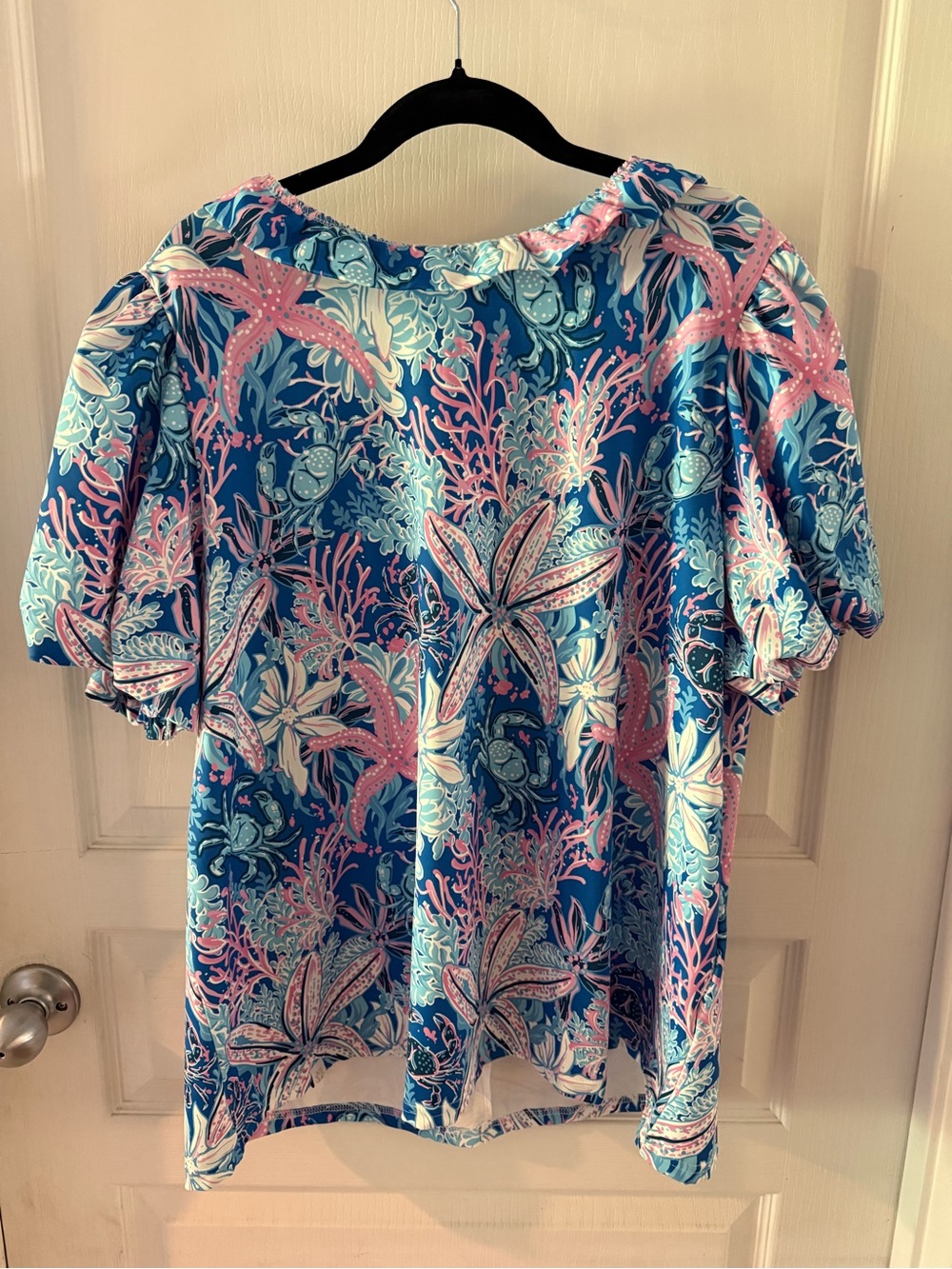 Simply Southern | Women’s Blue & Pink Tropical Floral and Crab Blouse Size XL